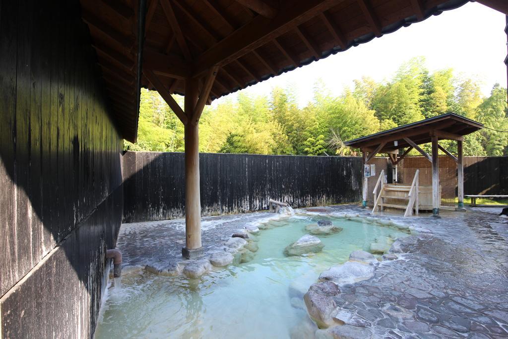 Yamaga Onsen Kazenosato Hotel Kitsuki Екстериор снимка